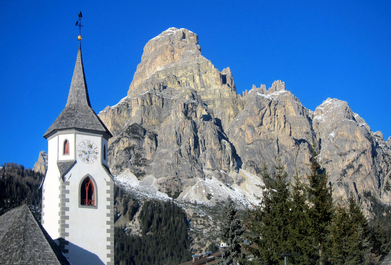 chiesa gotica corvara alta badia