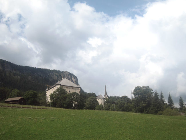 veduta di Castel Colz