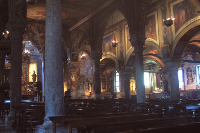 interno chiesa di San Gaudenzio a Baceno