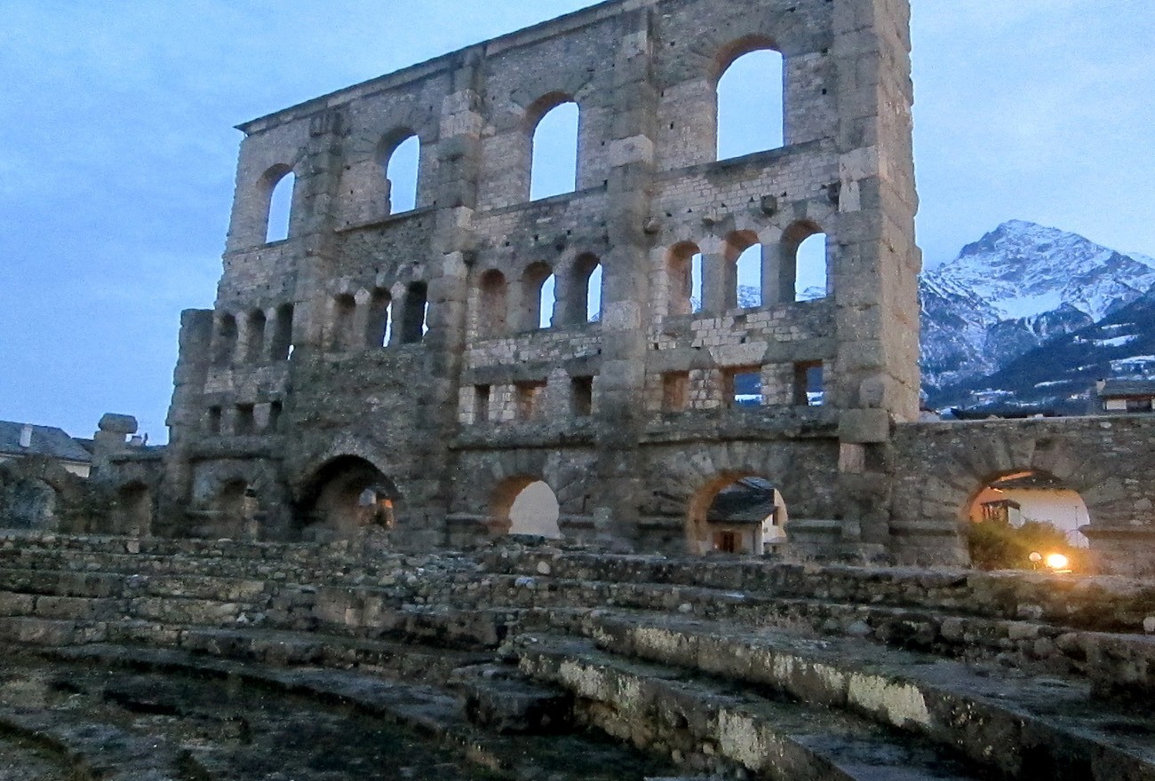 teatro-romano-di-Aosta