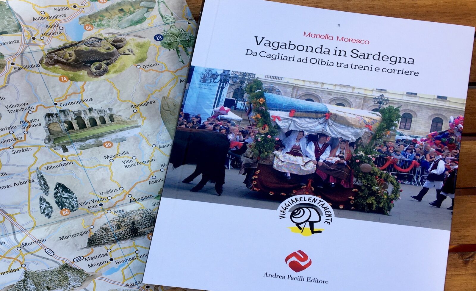 Il mio libro Vagabonda in Sardegna tra treni e corriere - Vagabondi in  Italia