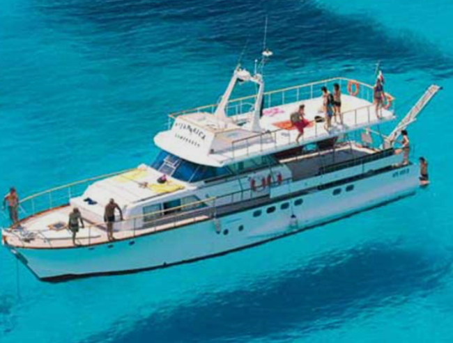  yacht-jamaica